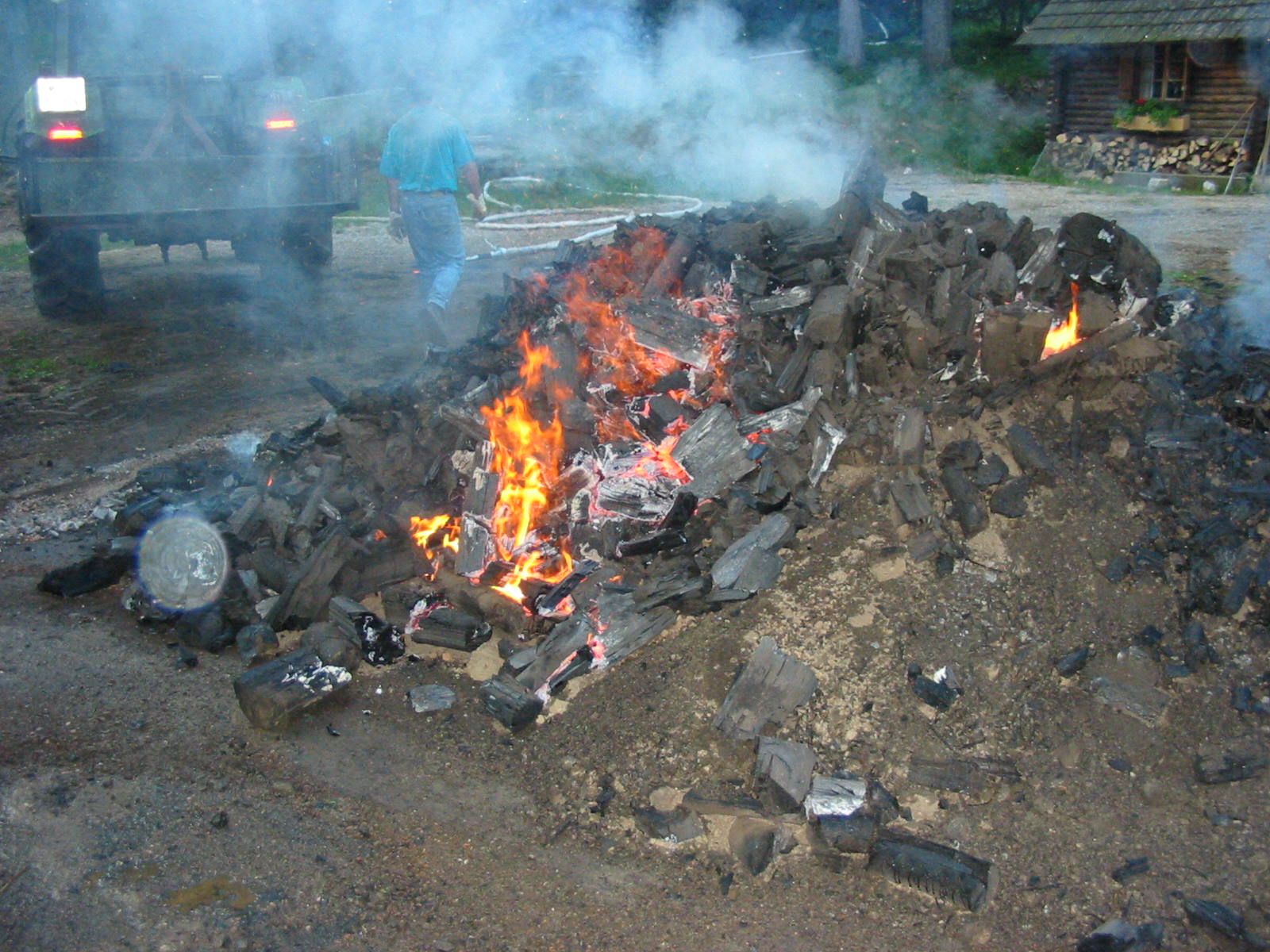 Nach ca. 10Tagen ist die Holzkohle fertig
