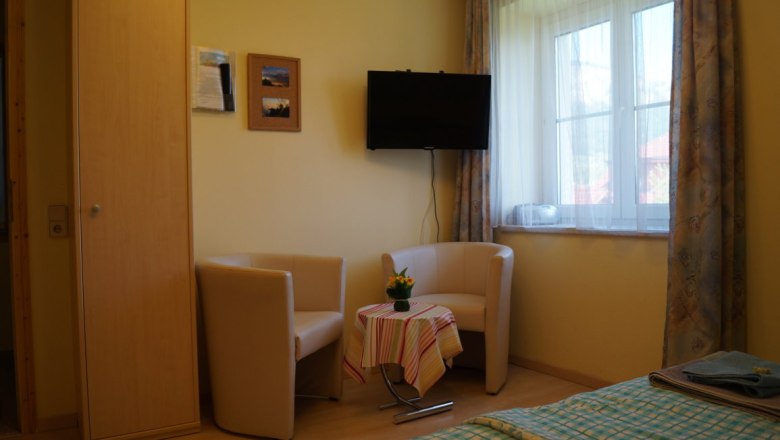 Seating area in the maple room, © Reep