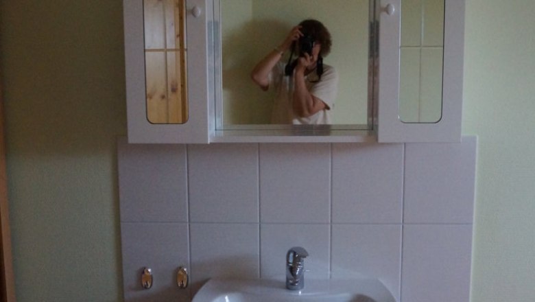 Washbasin in the pine room, © Reep